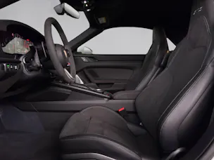 Porsche 911 Carrera 4 GTS Cabriolet