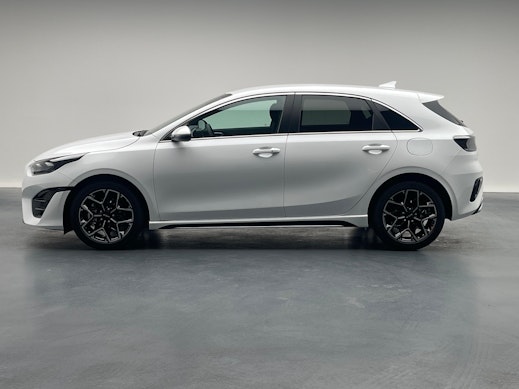 KIA Ceed 1.5 T-GDi MHEV GT-Line 3