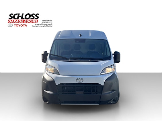 Vehicle image 13 Vehicle image 13