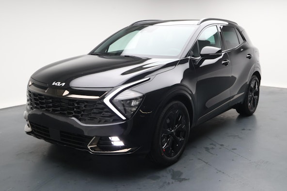 First vehicle image