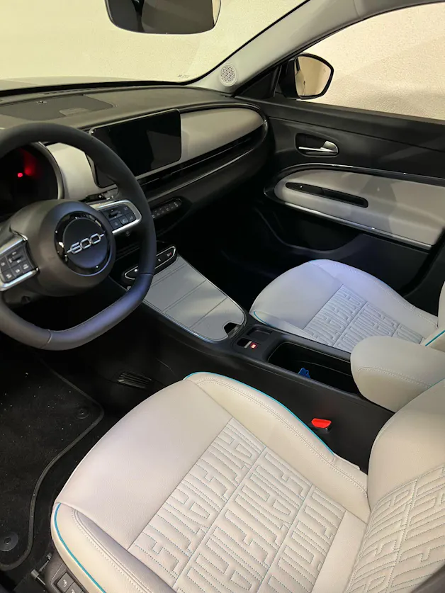 Fiat 600 1.2 Hybrid La Prima