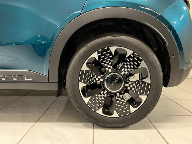 Fiat 600 1.2 Hybrid La Prima