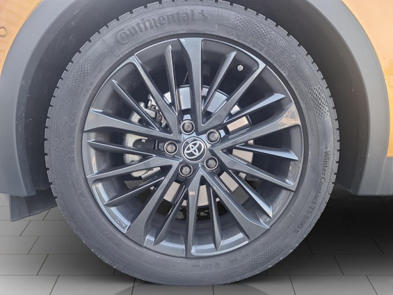 Vehicle image 13 Vehicle image 13