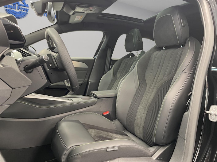 Vehicle image PEUGEOT 308