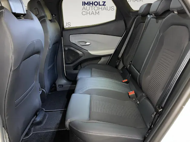 Ford Explorer Extended Range RWD