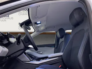 Ford Explorer Extended Range RWD