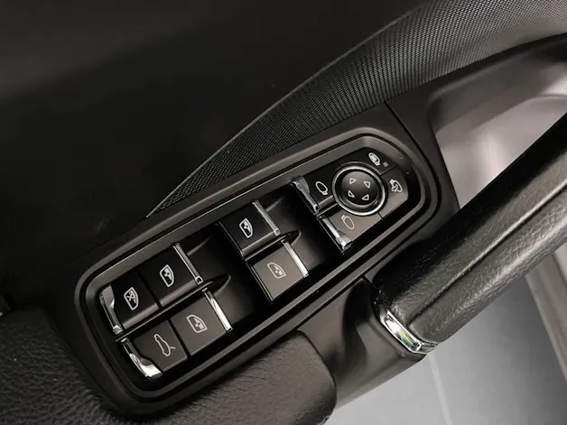 PORSCHE Cayenne S E-Hybrid
