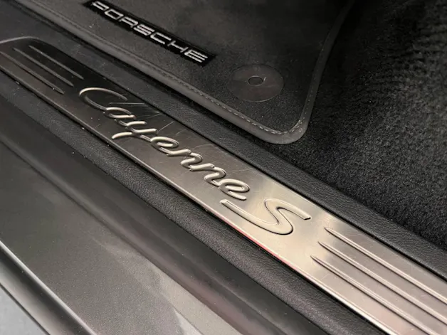 PORSCHE Cayenne S E-Hybrid