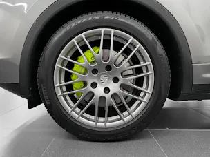 PORSCHE Cayenne S E-Hybrid