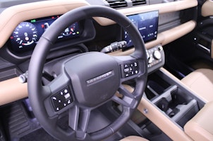 Vehicle image LAND ROVER Defender 130 3.0 D I6 300 X-Dynamic HSE "8 Plätzer"