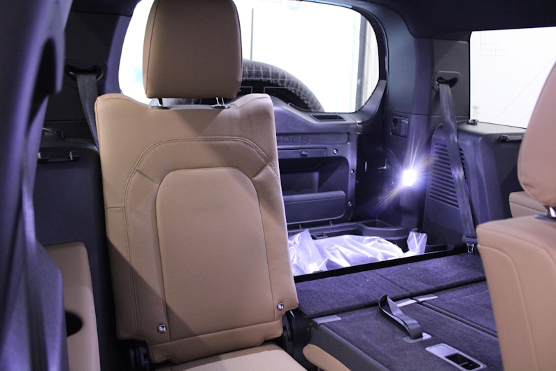 Vehicle image LAND ROVER DEFENDER