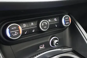 Alfa Romeo Stelvio 2.9 V6 Biturbo Q4 Quadrifoglio