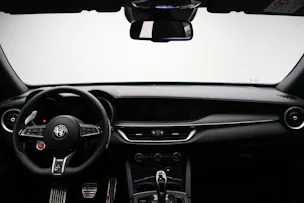 Alfa Romeo Stelvio 2.9 V6 Biturbo Q4 Quadrifoglio