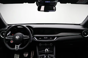 Fahrzeugbild ALFA ROMEO Stelvio 2.9 V6 Biturbo Q4 Quadrifoglio