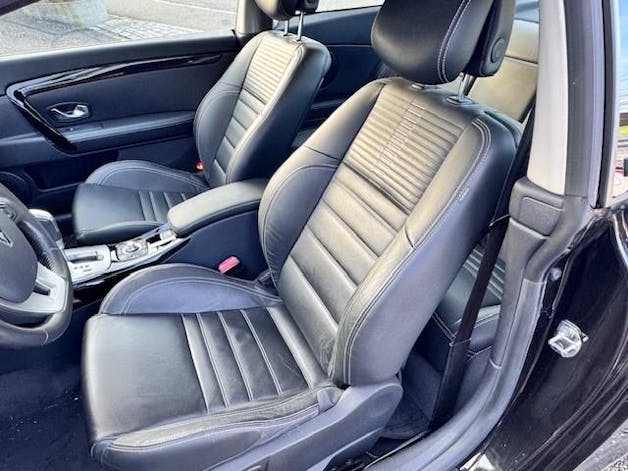 Renault Laguna Coupé dCi V6 Initiale Occasion 12 CHF