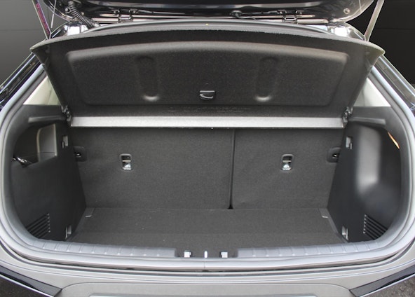 Vehicle image 10 Vehicle image 10