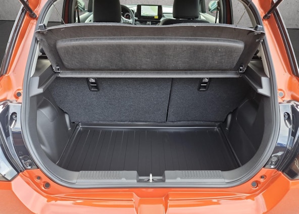 Vehicle image 15 Vehicle image 15