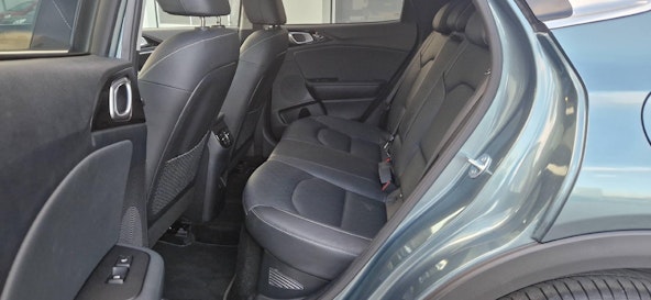 Vehicle image 10 Vehicle image 10