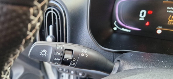 Vehicle image 7 Vehicle image 7