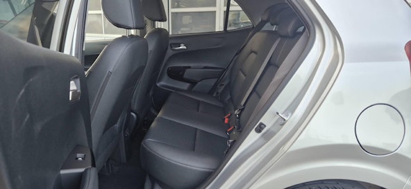 Vehicle image 8 Vehicle image 8