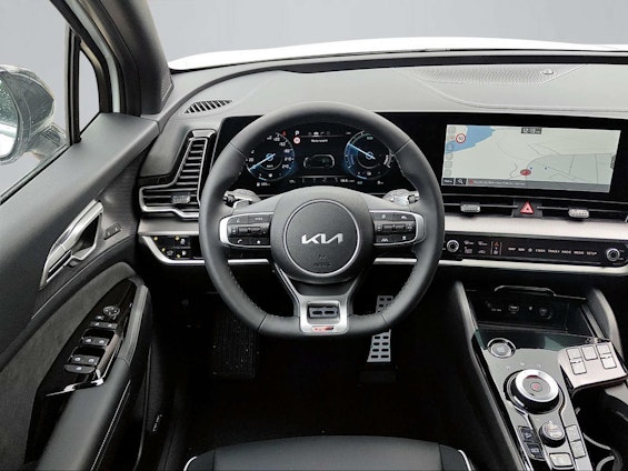 Vehicle image 4 Vehicle image 4