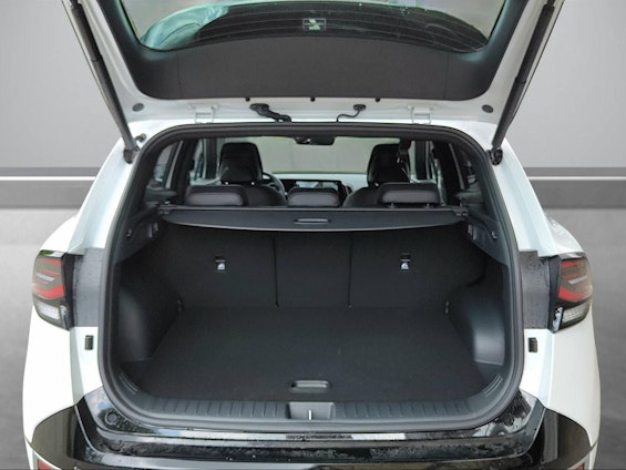 Vehicle image 10 Vehicle image 10