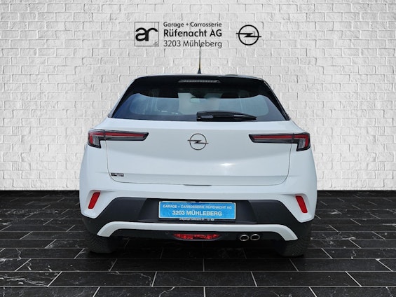 Vehicle image 3 Vehicle image 3