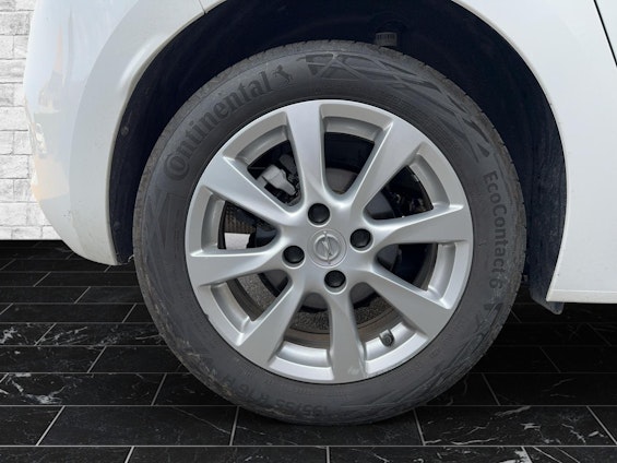 Vehicle image 10 Vehicle image 10