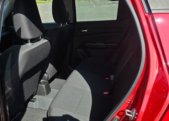 Vehicle image 13 Vehicle image 13