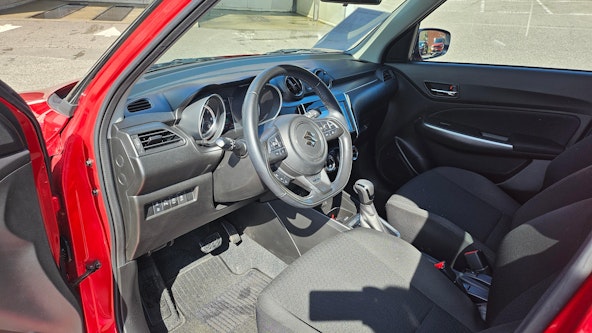 Vehicle image 10 Vehicle image 10