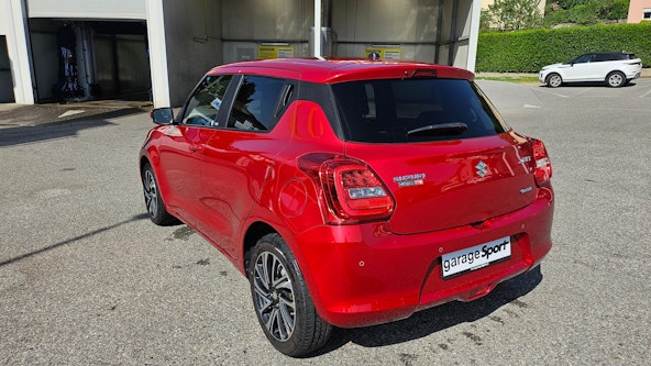 Vehicle image 4 Vehicle image 4