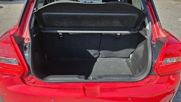 Vehicle image 14 Vehicle image 14