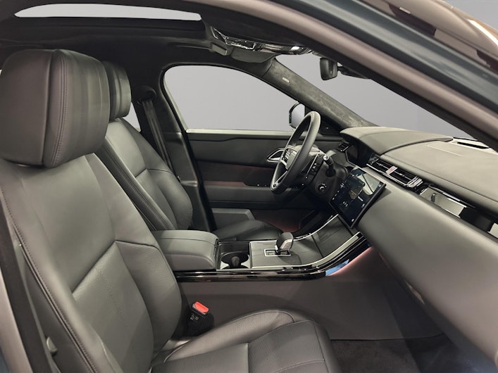 Vehicle image LAND ROVER RANGE ROVER VELAR