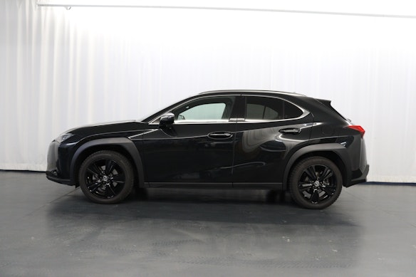 LEXUS UX 250h Limited 3