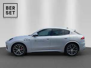 Maserati Grecale 2.0 Hybrid Modena