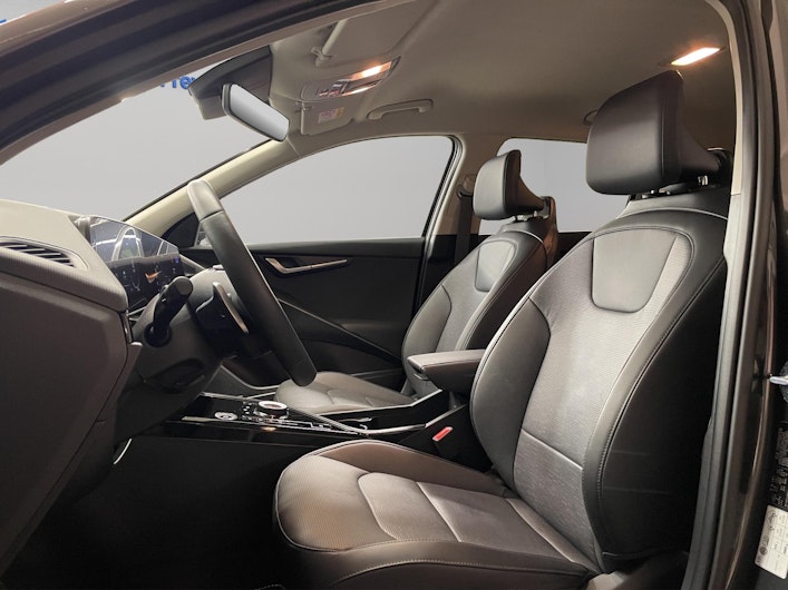 Vehicle image KIA NIRO