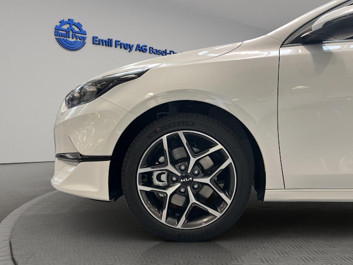 Vehicle image KIA CEED