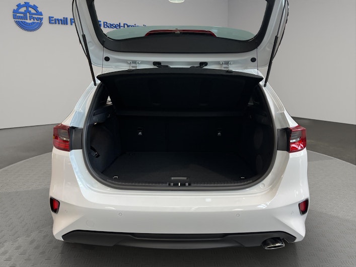 Vehicle image KIA CEED