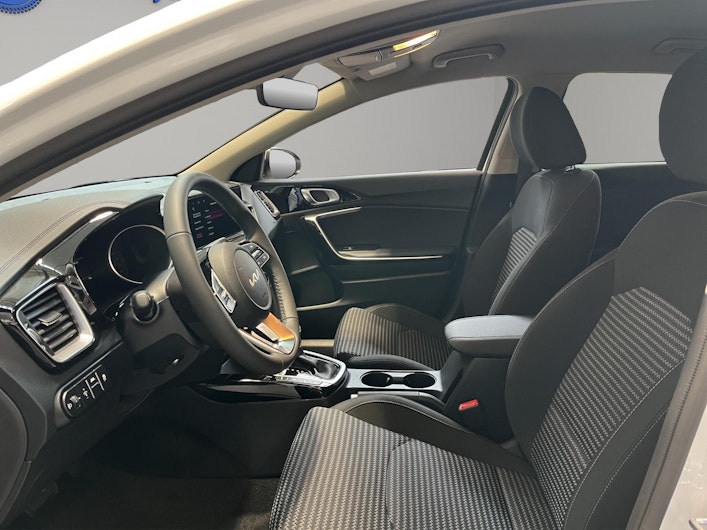 Vehicle image KIA CEED