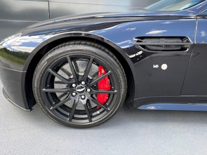 Vehicle image ASTON MARTIN V12 Vantage Coupé 6.0 S Sportshift