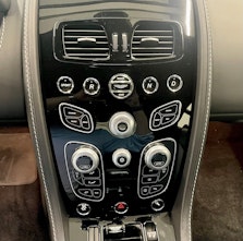 Vehicle image ASTON MARTIN V12 Vantage Coupé 6.0 S Sportshift