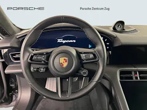 Porsche Taycan Turbo S Cross Turismo