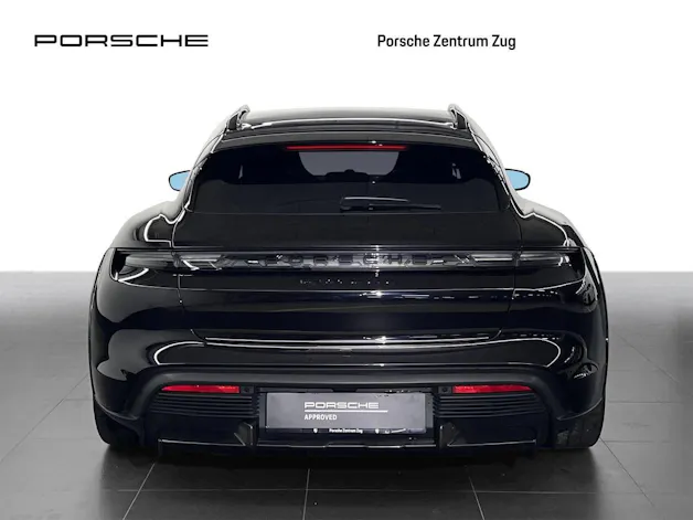 Porsche Taycan Turbo S Cross Turismo