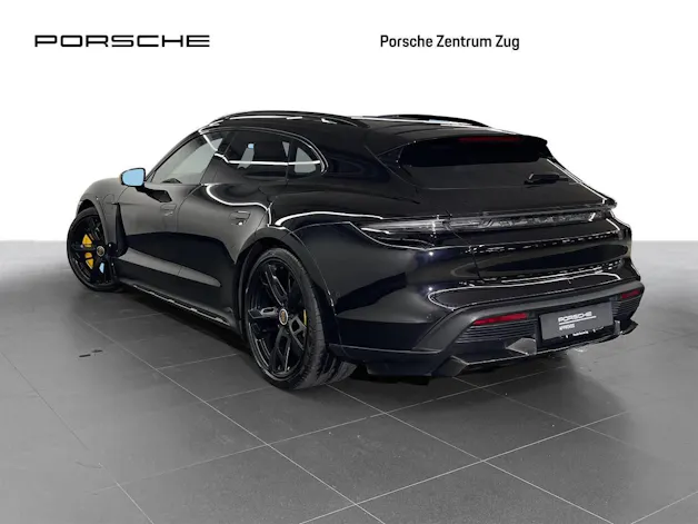 Porsche Taycan Turbo S Cross Turismo