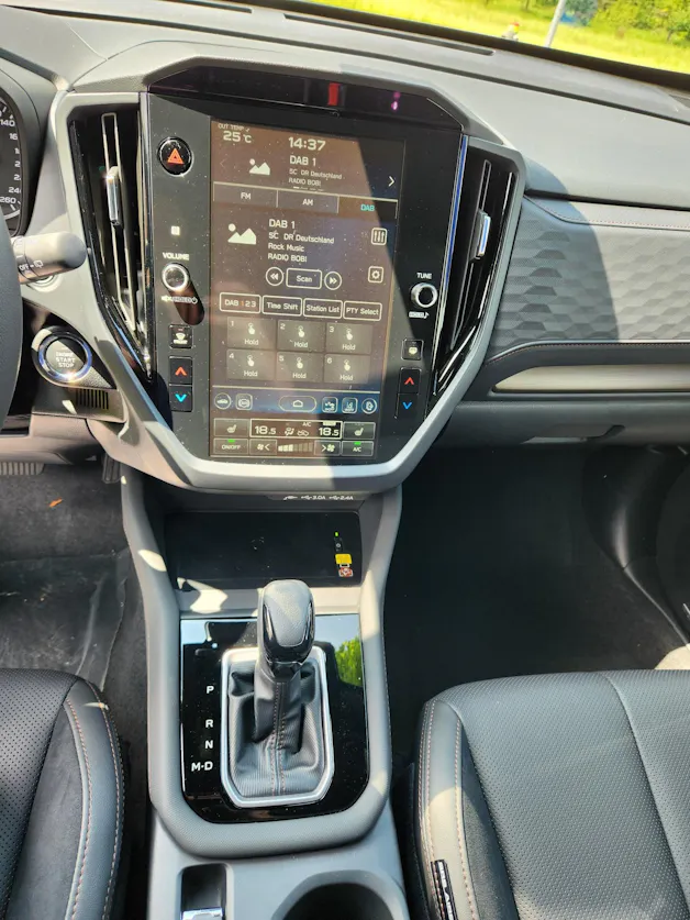 Subaru Forester Station 2.0i e-Boxer Luxury