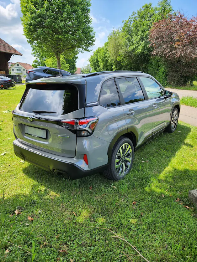 Subaru Forester Station 2.0i e-Boxer Luxury