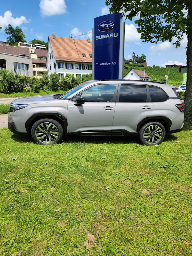 Subaru Forester Station 2.0i e-Boxer Luxury