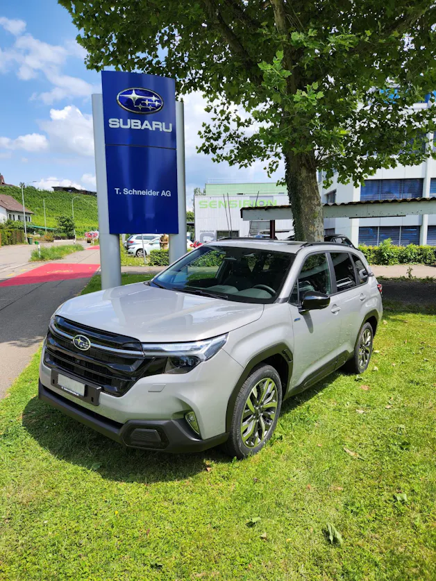 Subaru Forester Station 2.0i e-Boxer Luxury