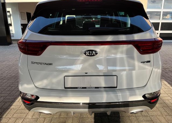 Vehicle image 4 Vehicle image 4