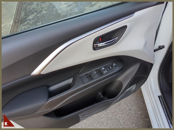 Vehicle image 11 Vehicle image 11